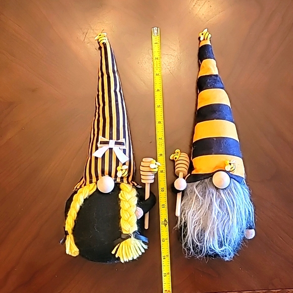 Bumble Bee Striped Gnomes - Picture 6 of 11